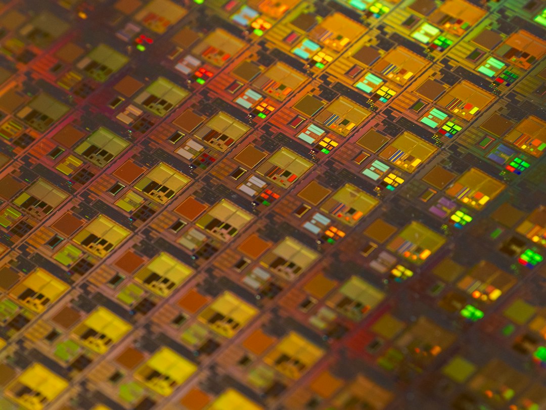 Detalle de una estructura de circuitos, imagen de contexto del sector de semiconductores
