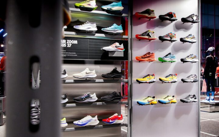 Reestructuración de Nike y caída de ventas en China