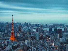 Vista de Tokio en un artículo sobre la política monetaria del Banco de Japón