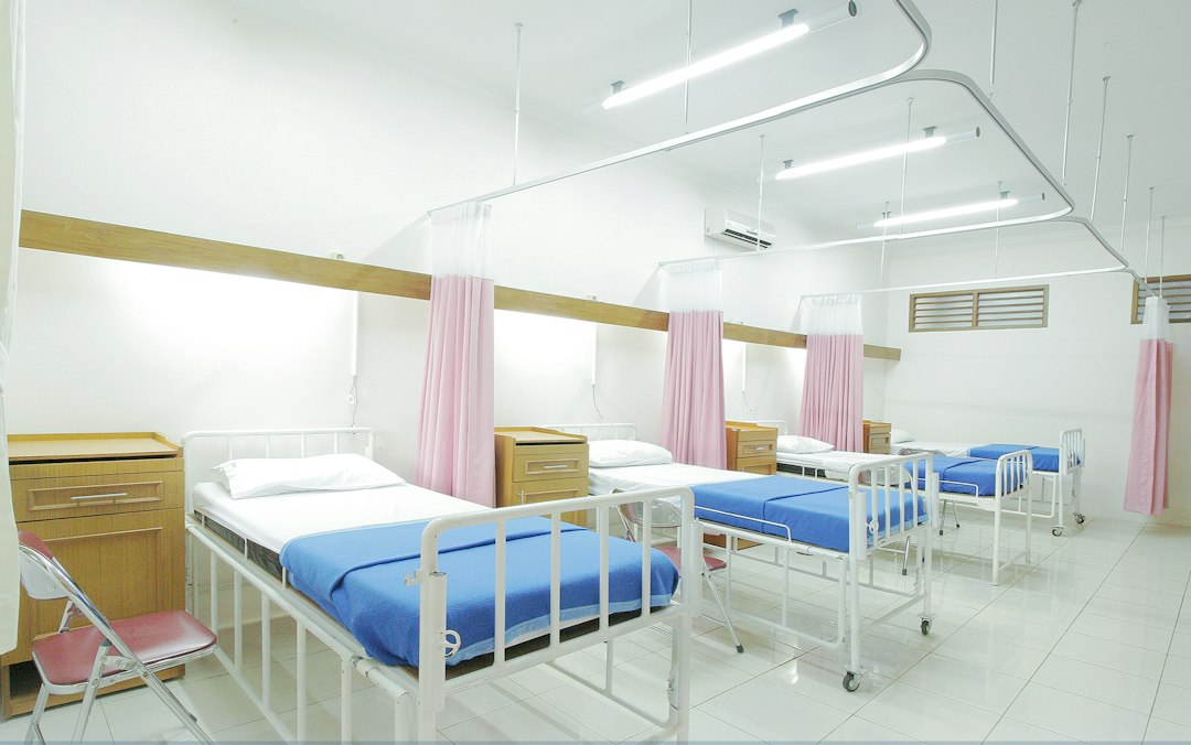 Elevance eleva previsiones tras contener el coste médico: la ratio que decide el margen de las aseguradoras