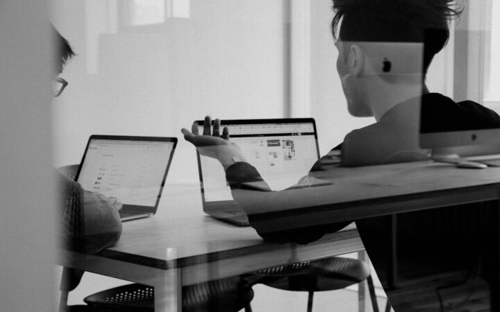 Equipo profesional ante la transformación de la inteligencia artificial
