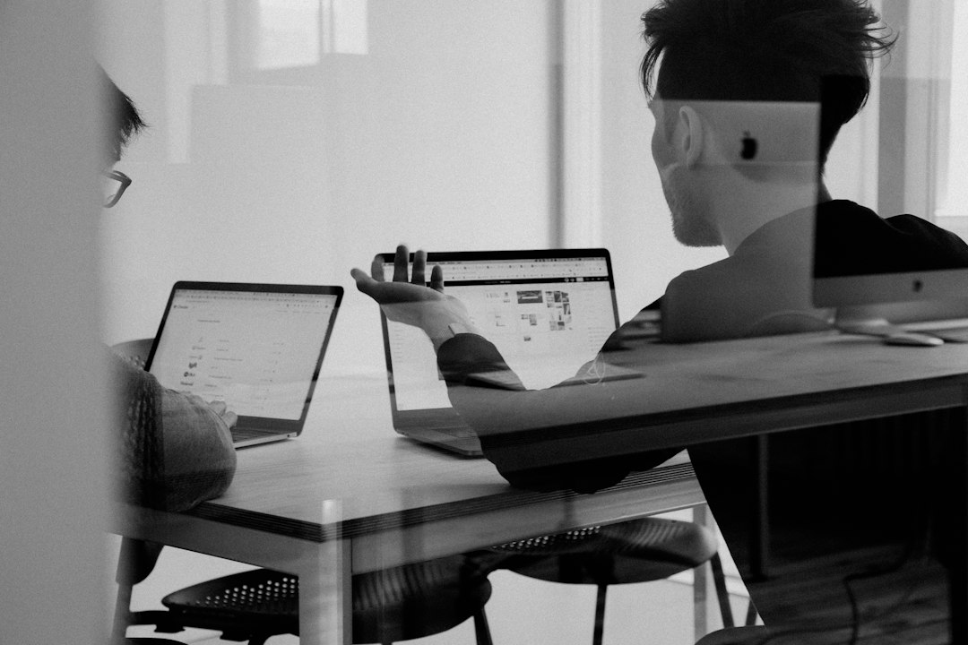 Equipo profesional ante la transformación de la inteligencia artificial