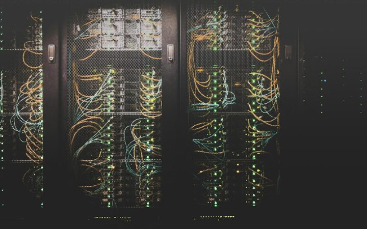 Centro de datos con servidores para inteligencia artificial
