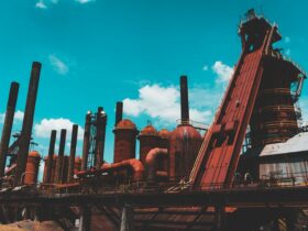 Instalaciones industriales estadounidenses en un análisis de Exxon y Chevron