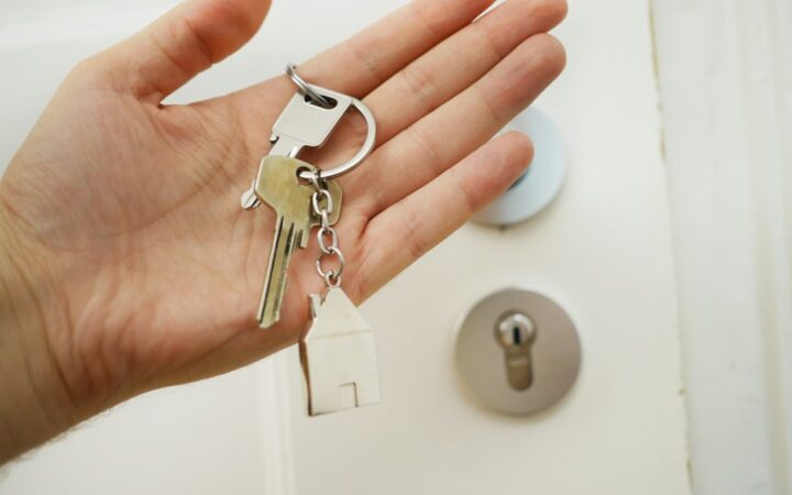 La nueva política de vivienda reabre el dilema del pequeño arrendador: incentivos fiscales frente a más protección