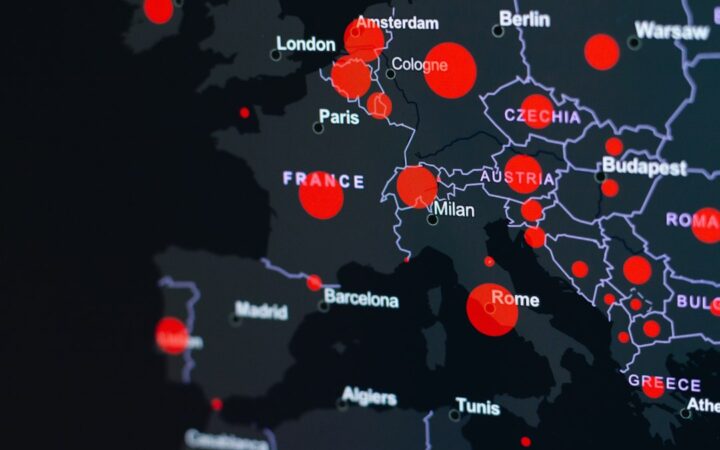 Bruselas moviliza 20,5 millones para periodismo y pluralismo: quién puede optar y qué exige la ayuda