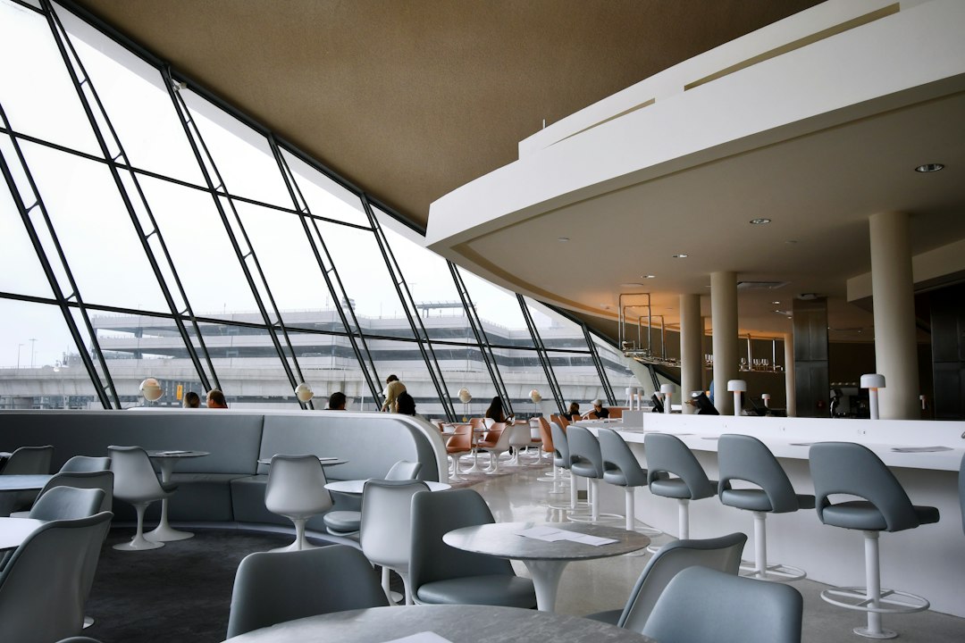 Restaurante situado en una terminal aeroportuaria