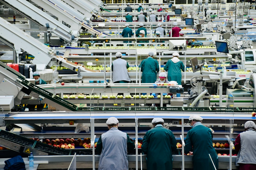 Viscofan gana 111,8 millones y rebaja su objetivo de EBITDA por energía: el coste que el precio no absorbe del todo