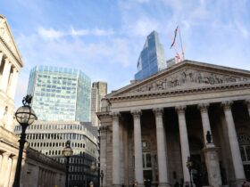 Barclays prepara 5.000 recortes de empleo: el giro de costes que la banca vincula con la inteligencia artificial