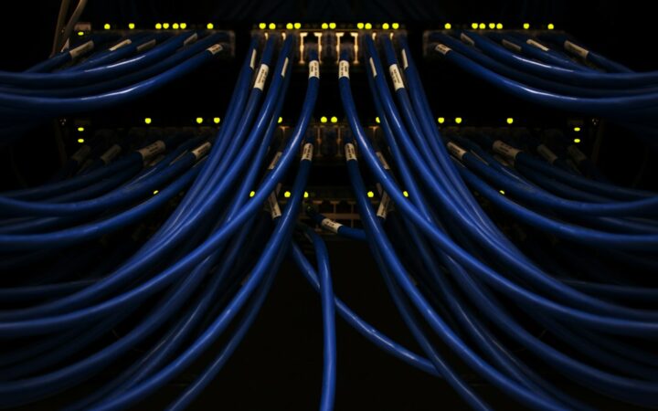 Sistemas de refrigeración y servidores de un centro de datos
