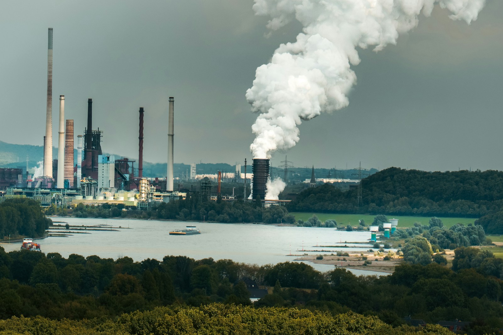 Complejo industrial alemán como contexto de la oferta de BASF por Evonik