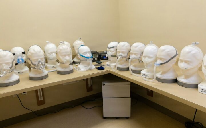 Equipos y mascarillas CPAP para tratar trastornos del sueño